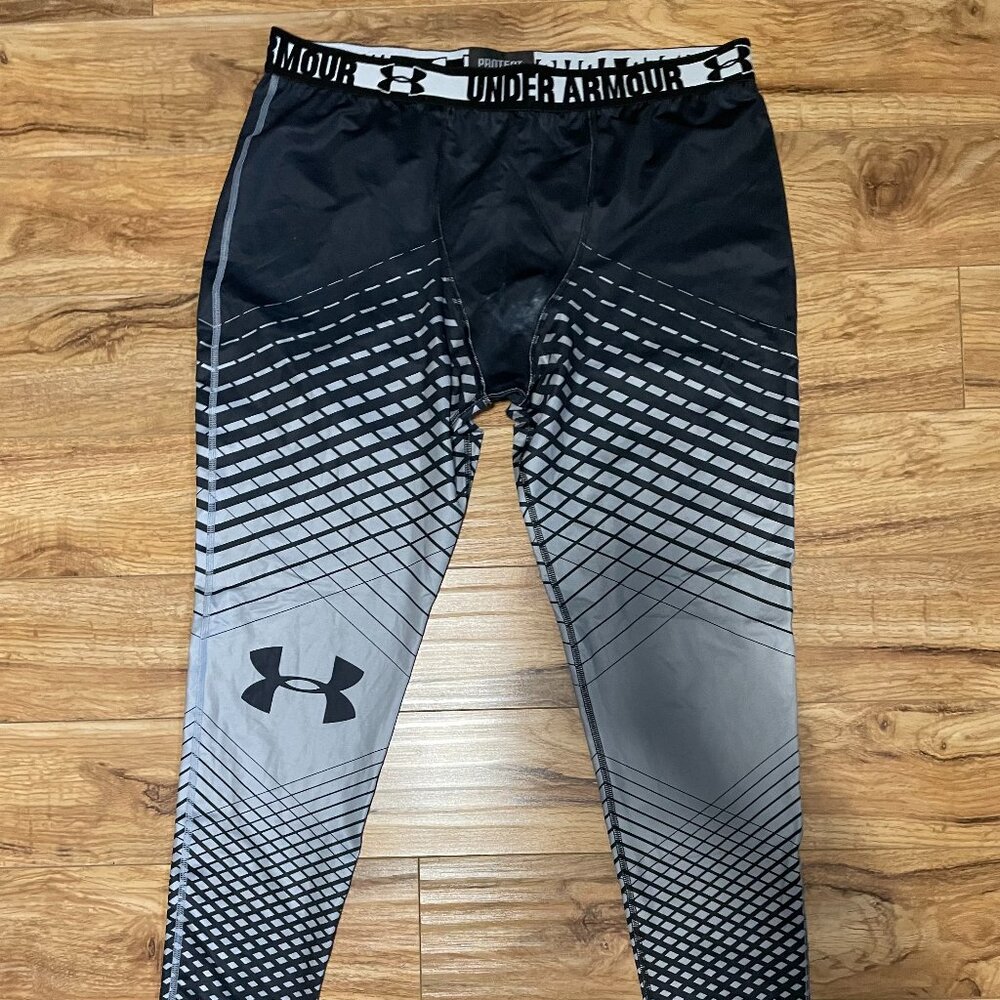 Under Armour UA Heatgear Compression Leggings Tights White Crosshairs - Size 2XL